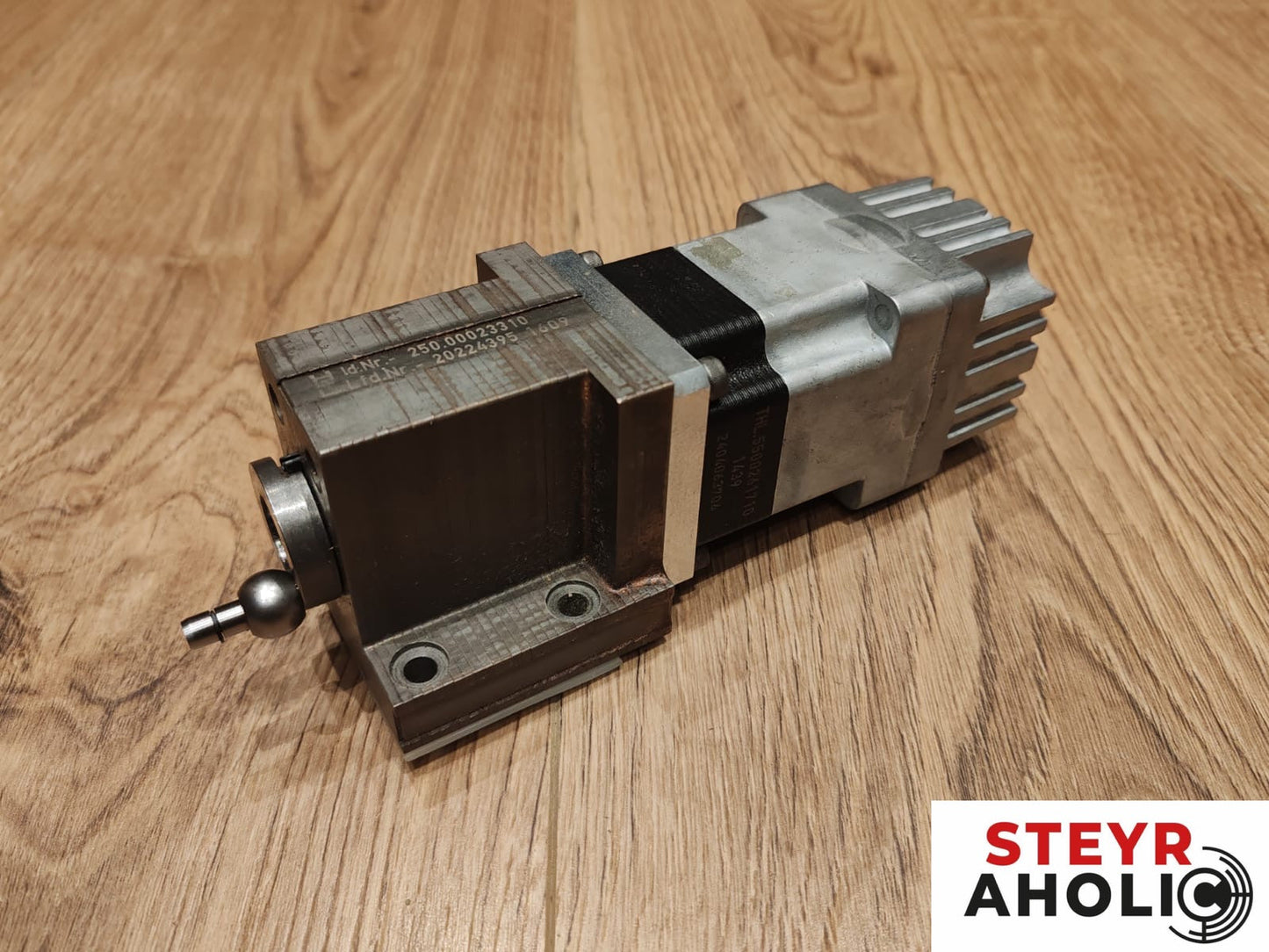 Schrittmotor 192310250700, 51658676