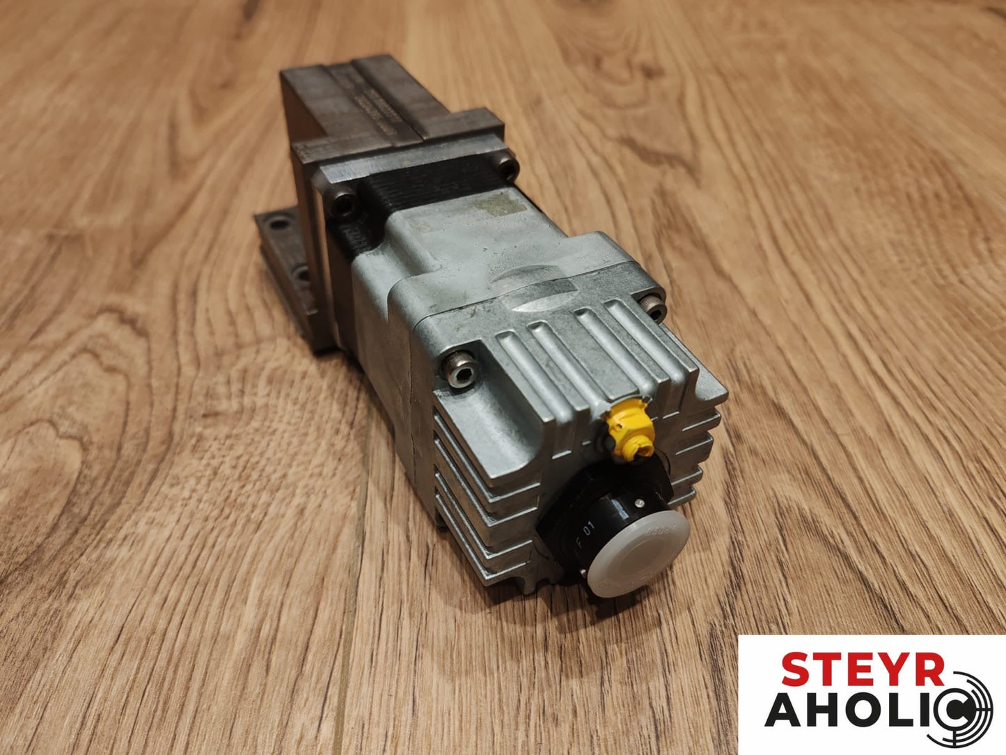 Schrittmotor 192310250700, 51658676