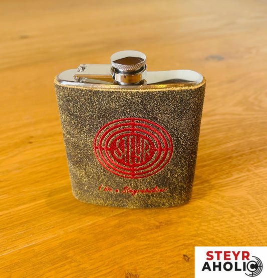 Steyr - 7oz Flachmann "I bin a Steyraholicer" rot